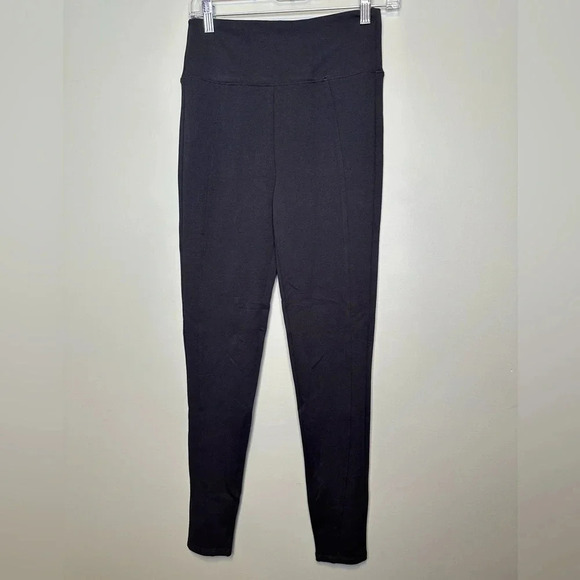 Assets by Spanx slimming leggings - Picture 1 of 6